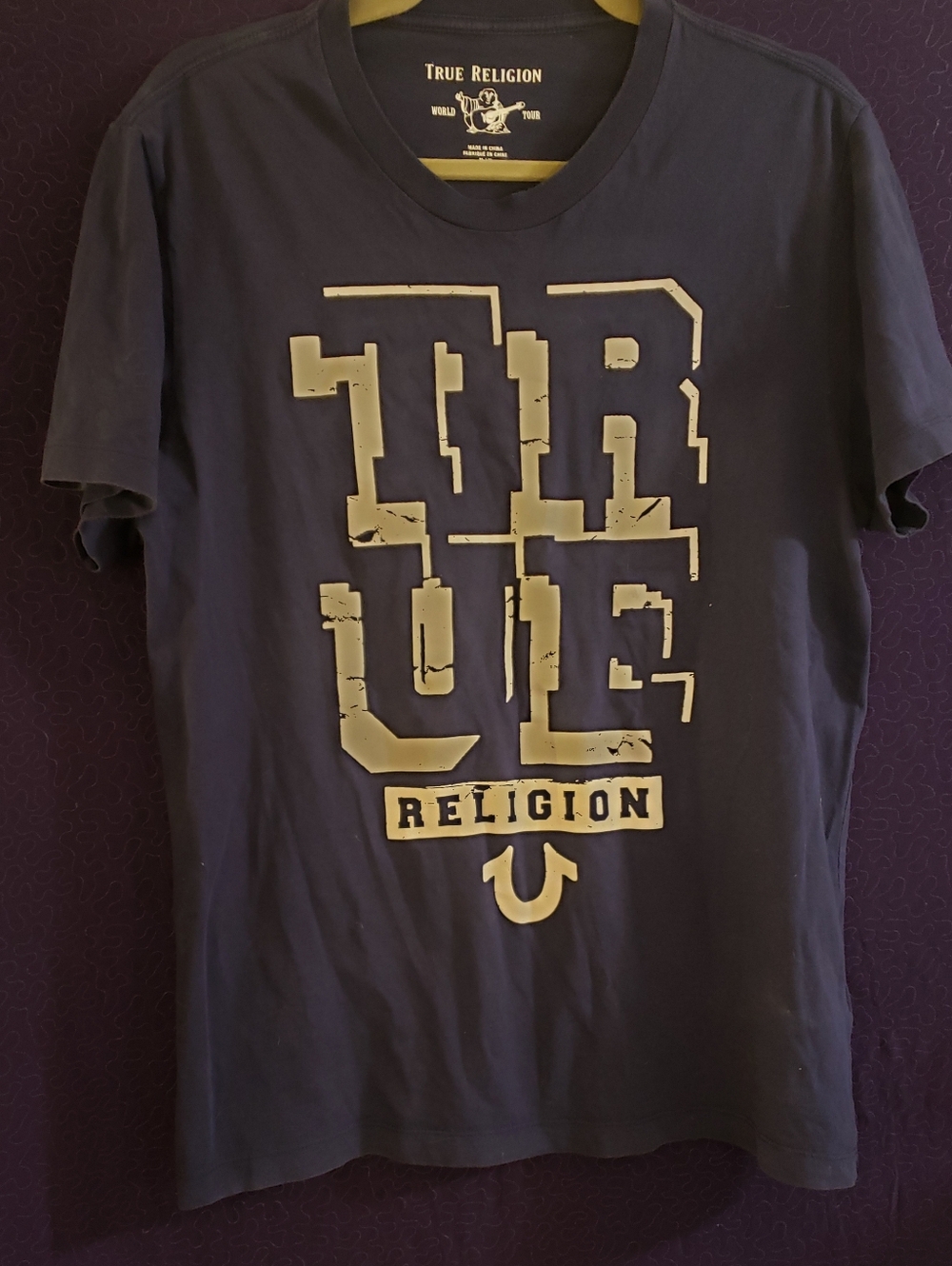 Epic True Religion World Tour Graphic T-Shirt - Men's Size Medium - Navy Blue